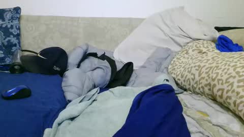 Snapshot of tonylovesheather chatting on October 18, 2025, 3:53 am tonylovesheather online show from October 18, 2025, 3:53 am