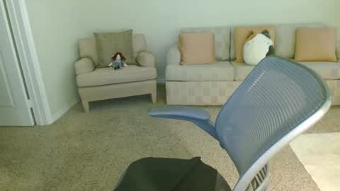 tonysview12000 online show from April 4, 2026, 1:04 am