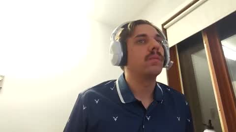 tonytto online show from February 11, 2025, 1:31 am