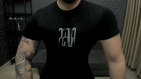 TonyWilcox online show from November 11, 2025, 6:24 am