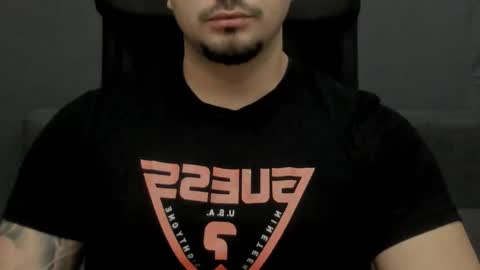 TonyWilcox online show from December 17, 2025, 5:46 am