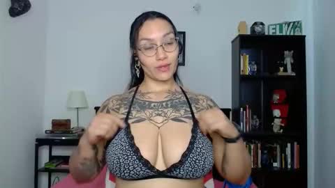 toothyy online show from May 5, 2026, 5:10 pm