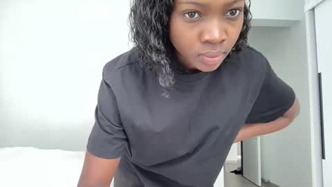 Snapshot of tootie03 chatting on October 10, 2025, 7:18 am tootie03 online show from October 10, 2025, 7:18 am