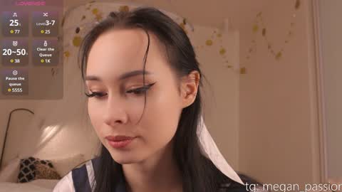 Im MeganLovense on Ill be online  1700 UTC online show from December 14, 2024, 5:47 pm