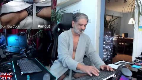 topalphaboss online show from November 27, 2025, 1:51 am