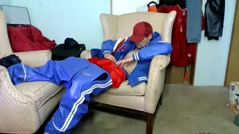 SagMeOreduceMe online show from November 7, 2025, 5:13 pm