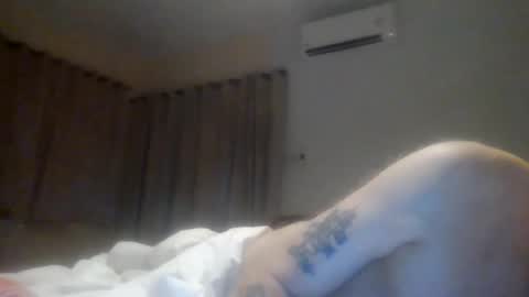 topfoxs30 online show from May 15, 2026, 8:32 am