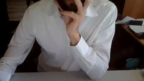 Topg84 online show from September 19, 2025, 9:32 am