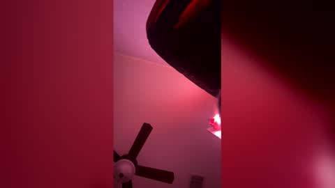 TopTierDrippa online show from March 8, 2026, 5:44 am