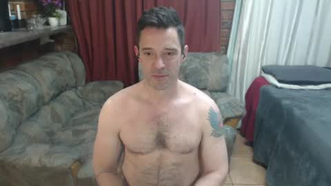 toptobottom4u online show from June 17, 2026, 1:52 am
