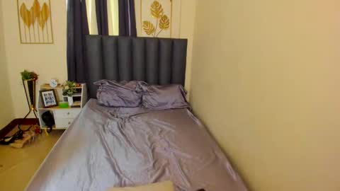 toptranshannah online show from January 8, 2026, 2:47 am