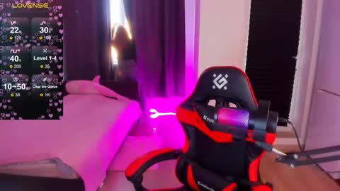 tora online show from October 13, 2025, 1:33 pm