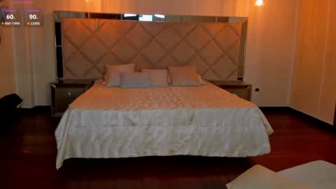 Tori Cross online show from February 6, 2025, 1:05 am