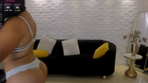 Tori Cross online show from March 8, 2025, 5:54 pm