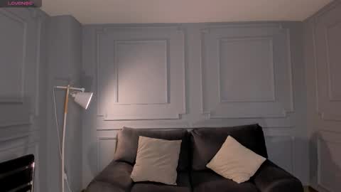 Tori Cross online show from December 1, 2025, 12:37 am