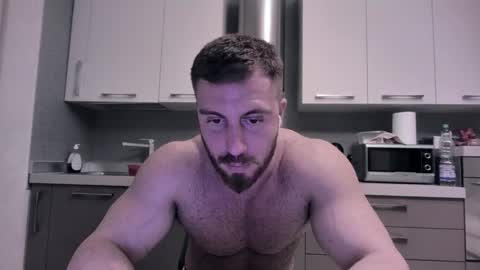 Snapshot of toro_arrapato chatting on December 6, 2024, 10:30 pm toro_arrapato online show from December 6, 2024, 10:30 pm