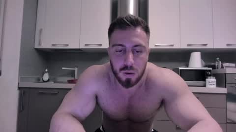 Snapshot of toro_arrapato chatting on December 14, 2024, 1:17 am toro_arrapato online show from December 14, 2024, 1:17 am