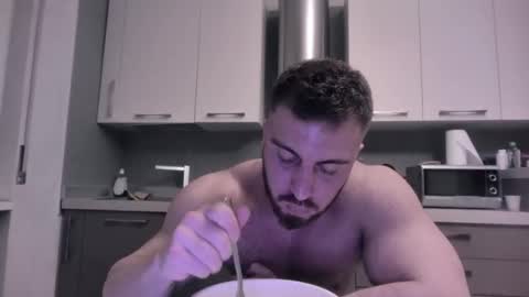 Snapshot of toro_arrapato chatting on December 16, 2024, 1:53 am toro_arrapato online show from December 16, 2024, 1:53 am