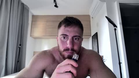 Snapshot of toro_arrapato chatting on January 19, 2025, 3:32 pm toro_arrapato online show from January 19, 2025, 3:32 pm