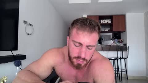 Snapshot of toro_arrapato chatting on February 20, 2025, 9:20 pm toro_arrapato online show from February 20, 2025, 9:20 pm