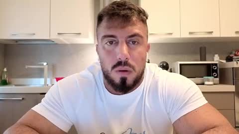 Snapshot of toro_arrapato chatting on September 9, 2025, 10:26 am toro_arrapato online show from September 9, 2025, 10:26 am