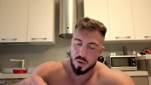 Snapshot of toro_arrapato chatting on September 13, 2025, 2:06 pm toro_arrapato online show from September 13, 2025, 2:06 pm