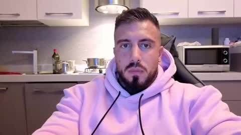 Snapshot of toro_arrapato chatting on October 3, 2025, 11:02 pm toro_arrapato online show from October 3, 2025, 11:02 pm