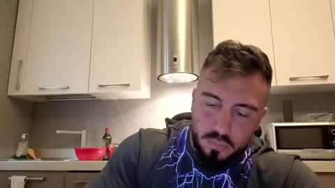 Snapshot of toro_arrapato chatting on October 4, 2025, 12:25 pm toro_arrapato online show from October 4, 2025, 12:25 pm