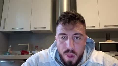 Snapshot of toro_arrapato chatting on October 15, 2025, 2:39 pm toro_arrapato online show from October 15, 2025, 2:39 pm