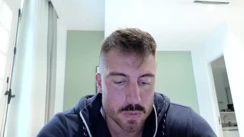 Snapshot of toro_arrapato chatting on January 7, 2026, 1:13 pm toro_arrapato online show from January 7, 2026, 1:13 pm