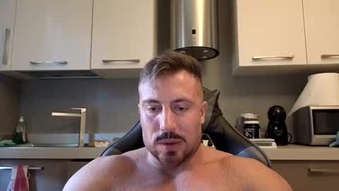 Snapshot of toro_arrapato chatting on May 23, 2026, 3:05 pm toro_arrapato online show from May 23, 2026, 3:05 pm