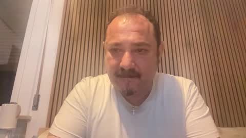 torofermo705033 online show from October 5, 2025, 10:40 pm