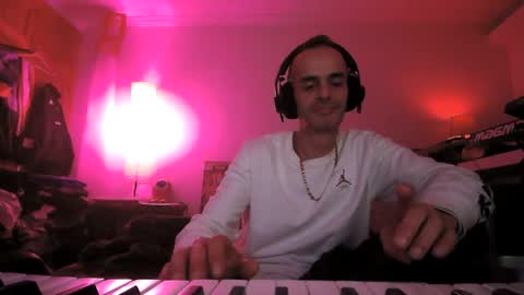 Torosko online show from February 18, 2026, 11:01 pm