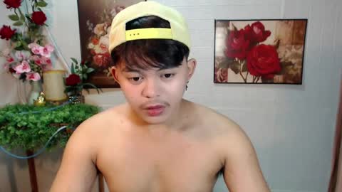 Snapshot of toshirokunn chatting on August 6, 2026, 10:33 pm Toshiro online show from August 6, 2026, 10:33 pm