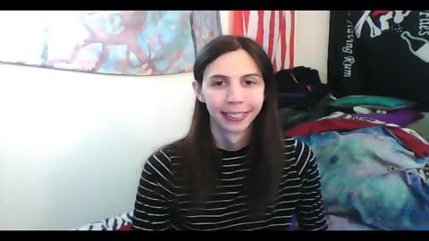 Snapshot of totalfuckingadorable chatting on December 7, 2024, 4:09 am Luna online show from December 7, 2024, 4:09 am