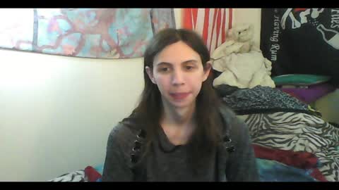 Snapshot of totalfuckingadorable chatting on December 10, 2024, 6:22 am Luna online show from December 10, 2024, 6:22 am