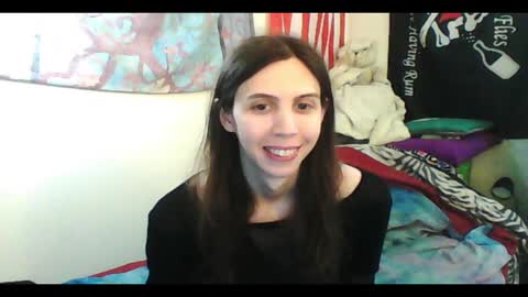 Snapshot of totalfuckingadorable chatting on December 12, 2024, 3:10 am Luna online show from December 12, 2024, 3:10 am