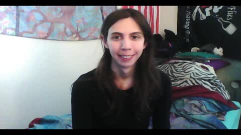 Snapshot of totalfuckingadorable chatting on December 16, 2024, 2:36 am Luna online show from December 16, 2024, 2:36 am