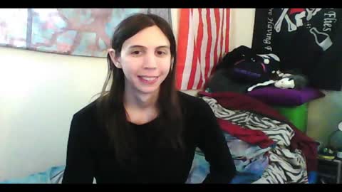 Snapshot of totalfuckingadorable chatting on January 9, 2025, 6:59 am Luna online show from January 9, 2025, 6:59 am