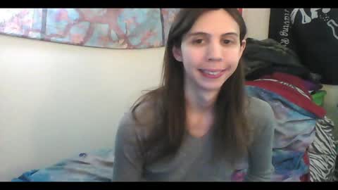 Snapshot of totalfuckingadorable chatting on January 21, 2025, 2:54 am Luna online show from January 21, 2025, 2:54 am