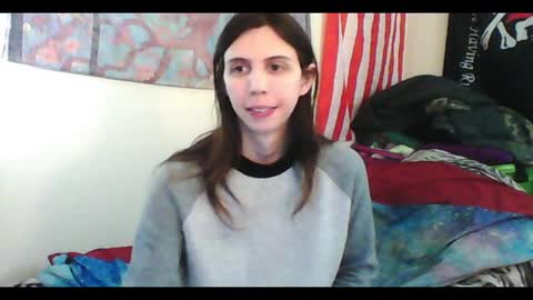 Snapshot of totalfuckingadorable chatting on February 5, 2025, 3:55 am Luna online show from February 5, 2025, 3:55 am