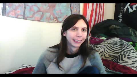 Snapshot of totalfuckingadorable chatting on February 5, 2025, 6:56 am Luna online show from February 5, 2025, 6:56 am
