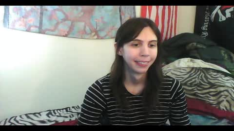 Snapshot of totalfuckingadorable chatting on February 7, 2025, 6:24 am Luna online show from February 7, 2025, 6:24 am