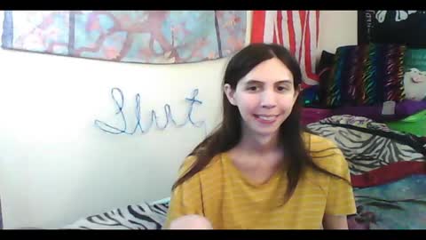 Snapshot of totalfuckingadorable chatting on September 30, 2025, 4:17 am Luna online show from September 30, 2025, 4:17 am