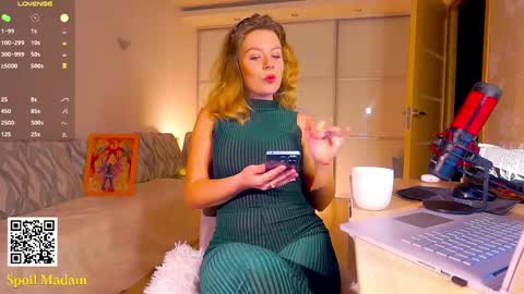 Madam Viktoria   Vacation in Portugal  2811 - 0412 online show from February 20, 2025, 6:13 pm