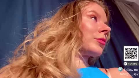 Madam Viktoria   Vacation in Portugal  2811 - 0412 online show from February 8, 2026, 5:27 pm