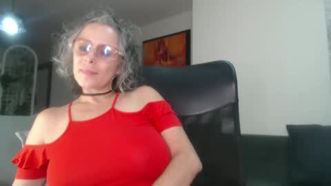 Snapshot of totypink chatting on January 30, 2025, 8:21 pm TotyPink online show from January 30, 2025, 8:21 pm