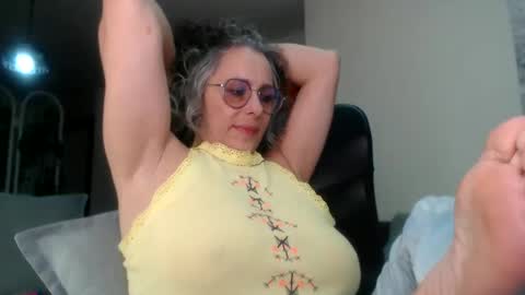 Snapshot of totypink chatting on February 13, 2025, 4:50 pm TotyPink online show from February 13, 2025, 4:50 pm