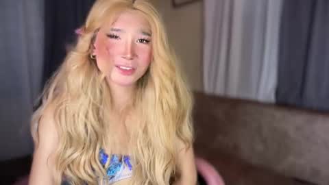Snapshot of touch_my_body1 chatting on April 21, 2026, 2:34 pm iloveyou AZ online show from April 21, 2026, 2:34 pm