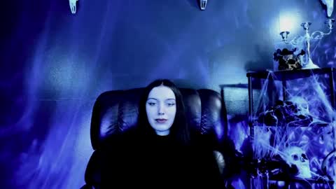 toxicdomme online show from April 7, 2026, 4:40 pm